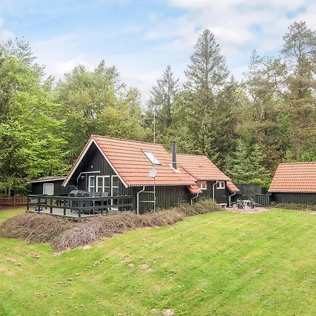 4 Star In Bording Holiday home *